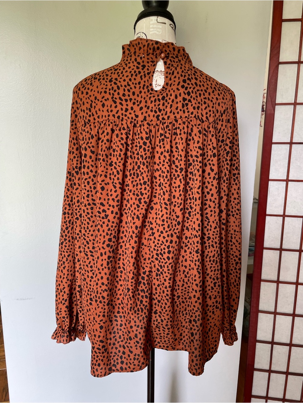 Rust-Colored Cheetah Print Ruffle Neck Blouse, Size L - Picture 5 of 8